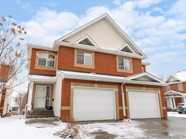 2550 Rabbit Hill Rd NW, Edmonton, AB T6R 2Y9