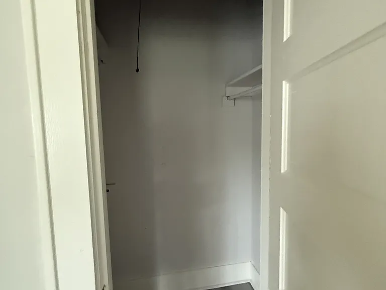 1105 NW Burch St — Photo 20