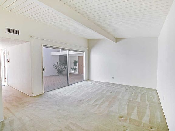 4th image of 5615 Ocean View Blvd