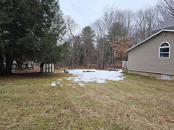 3rd image of 1399 Roundtown Dr