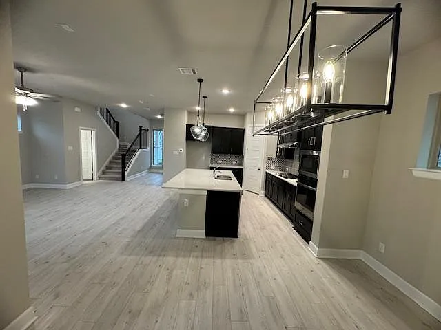 700 Prairie Falcon Dr — Photo 9
