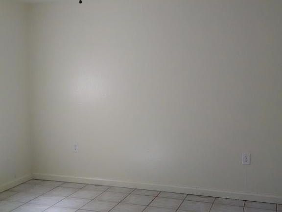 5th image of 209 Fillmore Ave APT B