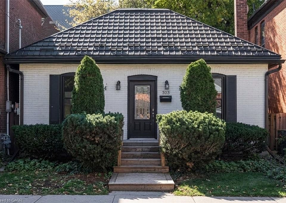 1st image of 303 Charlton Ave W
