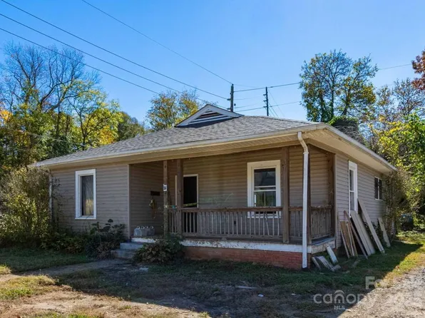 156 Edwards Ave, Swannanoa, NC 28778