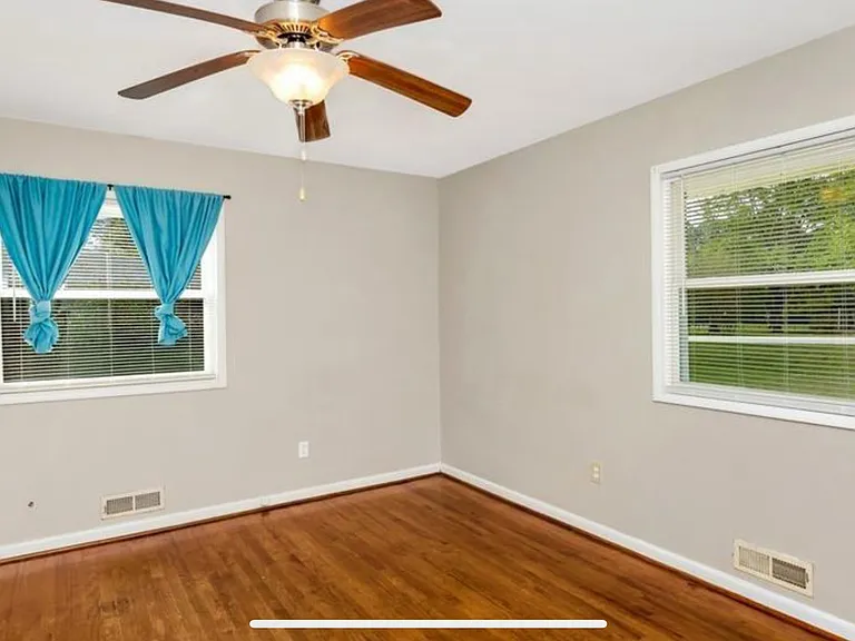 806 E Forrest St — Photo 15