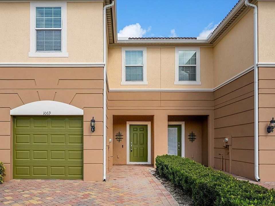 1st image of 1069 Normandie Way