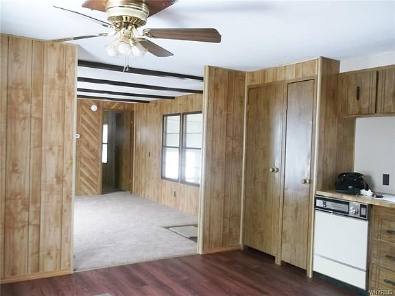 5th image of 1094 Brookwood Dr