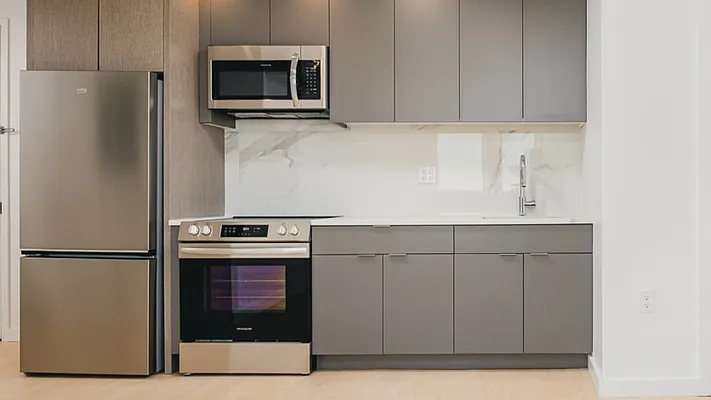 Rented by Nooklyn NYC LLC | media 106