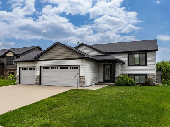 3452 Bridgeview Dr SE, Rochester, MN 55904