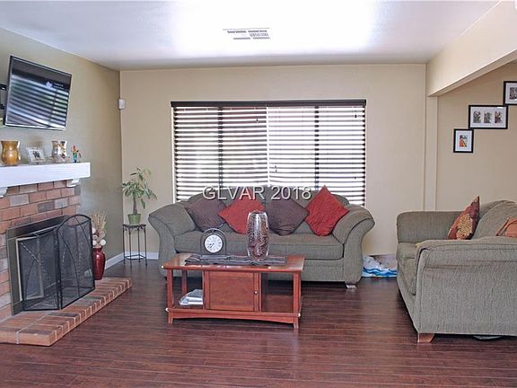 3rd image of 1248 S Christy Ln