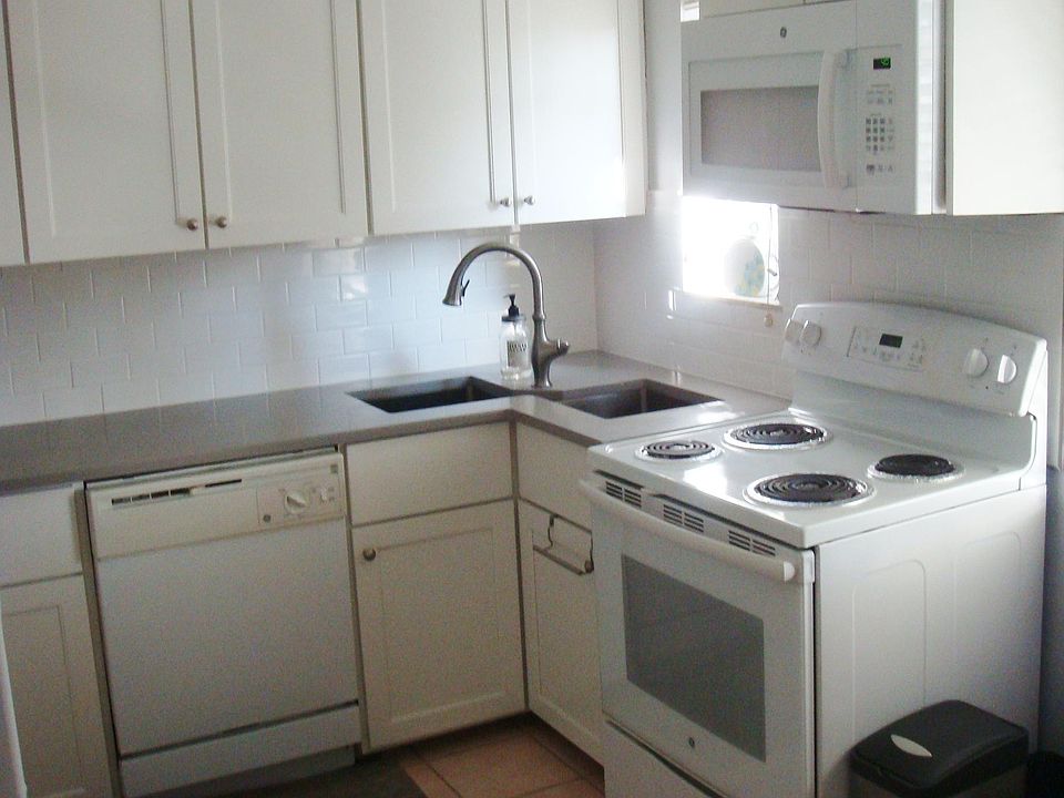 2nd image of 3732 SW 26th Ter