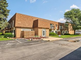 12765 W Hampton Ave APT 106, Butler, WI 53007