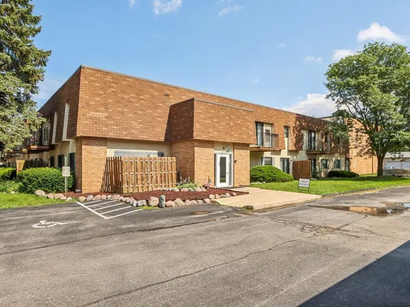 12765 West Hampton AVENUE #106, Butler, WI 53007