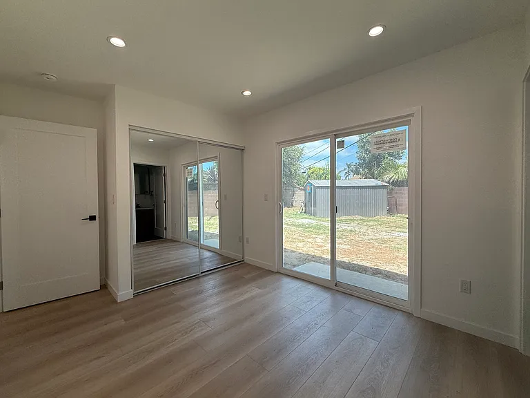 9555 La Villa St — Photo 19