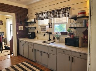 110 Spencer Ave, Spencer, WV 25276