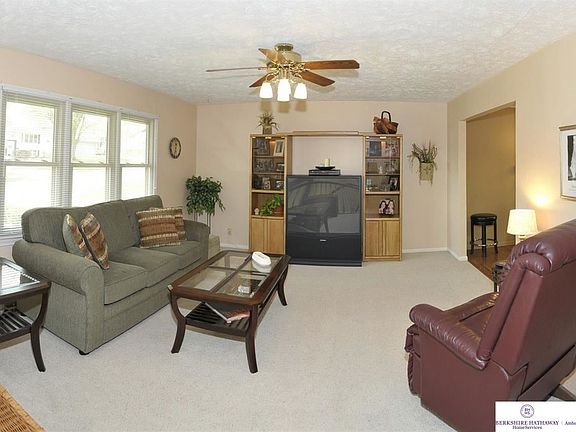 5th image of 9628 Sahler St