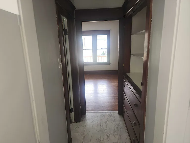 115 Grove St #1 — Photo 5