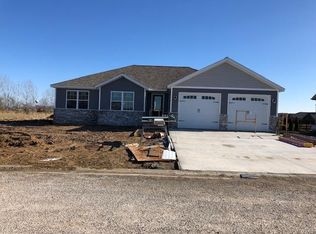 51 Westmore Dr, Aviston, IL 62216