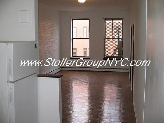 Rented by Moses Stoller, LREB | media 17