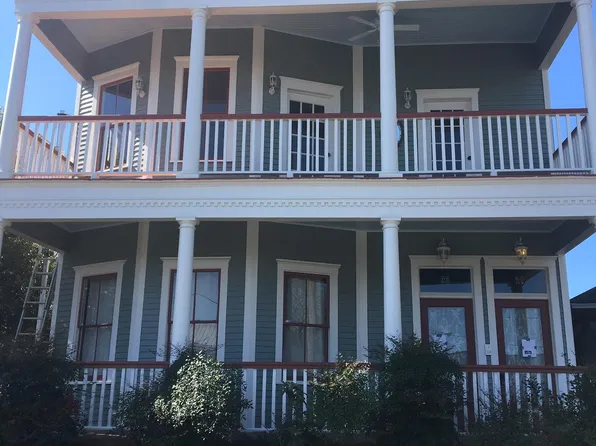 23 E 33rd St #A, Savannah, GA 31401