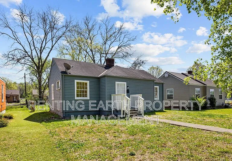 2617 Avenue K — Photo 4