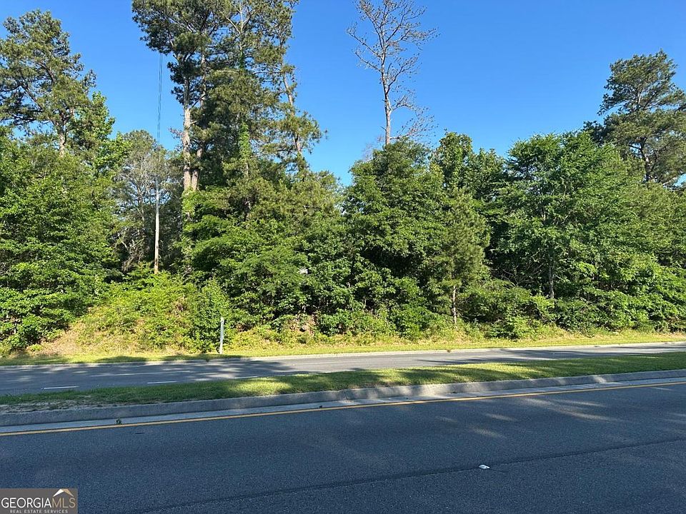 1st image of 5202 Ernest Barrett Pkwy