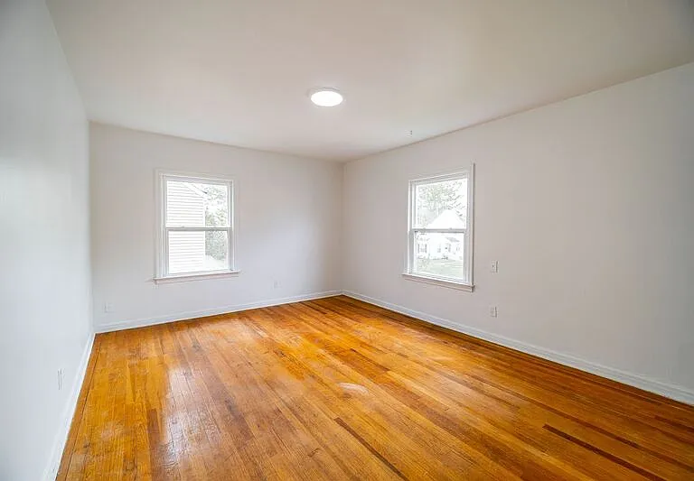 2912 Ruhl Ave — Photo 11