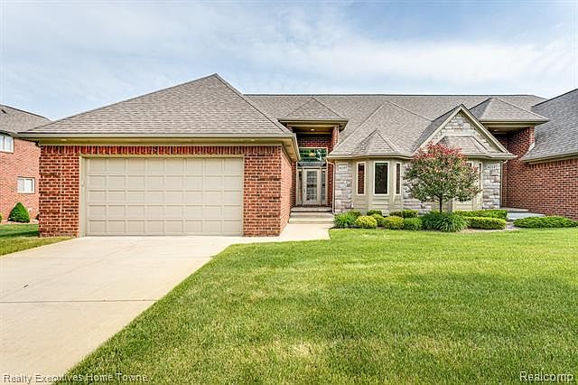 1st image of 6197 Pond Dr