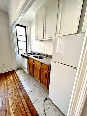 Rented by Douglas Elliman | media 8