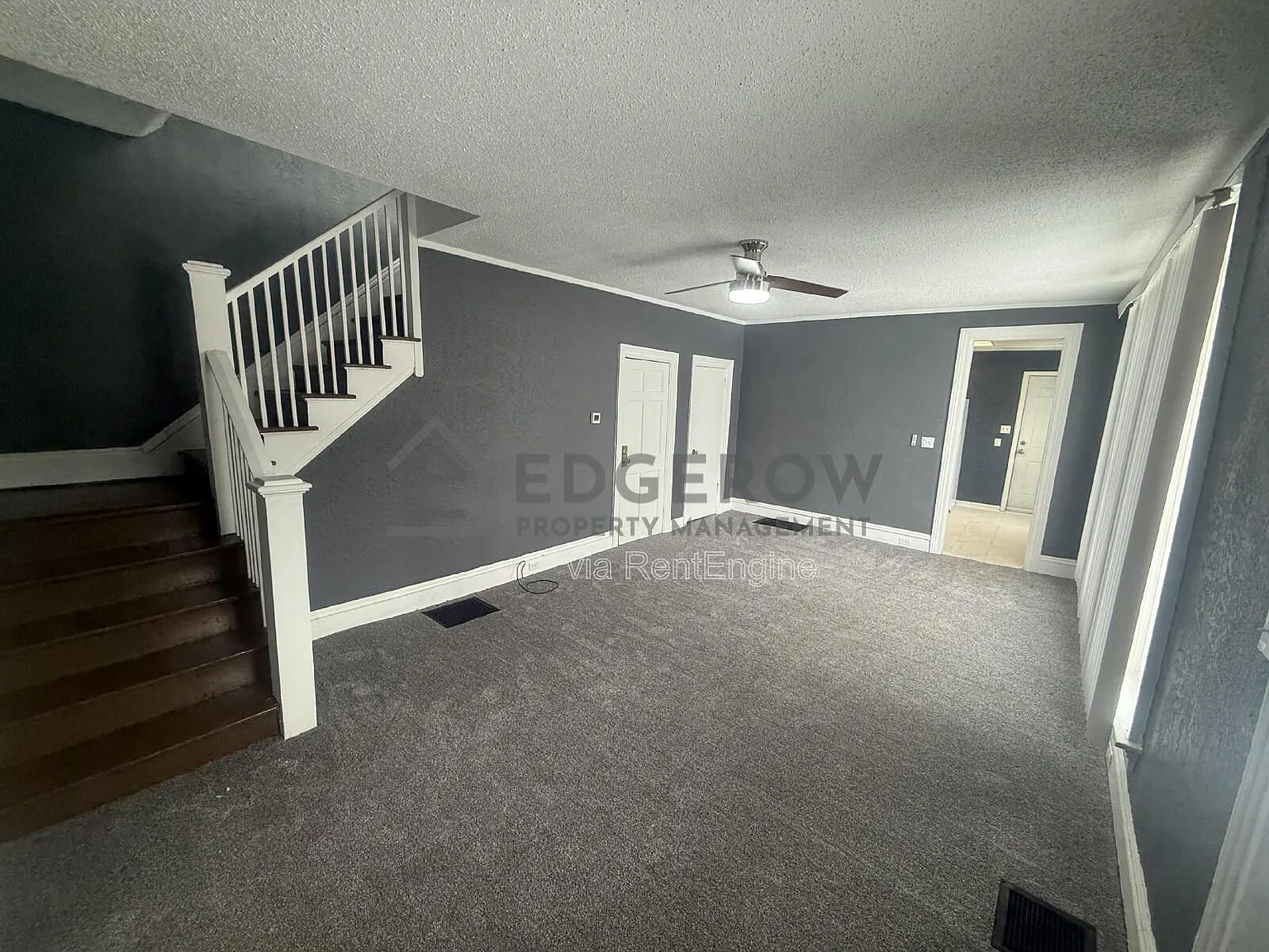 3 bed, 2.0 bath, 1342 sqft, $1,900 — Photo 3