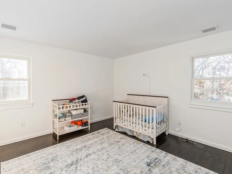 36 Roses Grove Rd — Photo 12