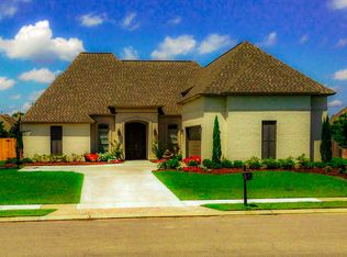 3328 Grand Field Ave, Baton Rouge, LA 70810