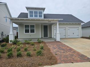 2205 Penny Royal St, Panama City, FL 32405