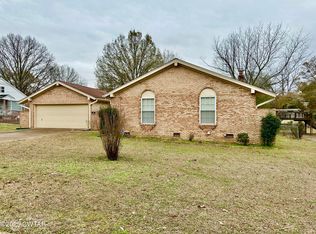 16 Trailwood Dr, Jackson, TN 38301