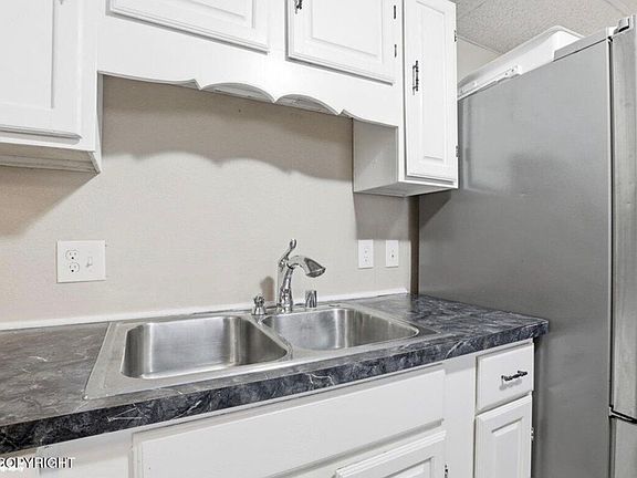 4th image of 3406 Wyoming Dr #1