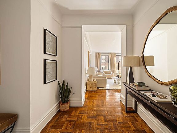 4th image of 161 W 75th St APT 13E