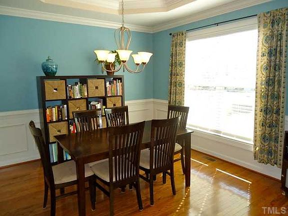 4th image of 229 Muses Mill Ct