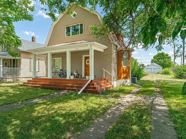 716 N Kankakee St, Lincoln, IL 62656