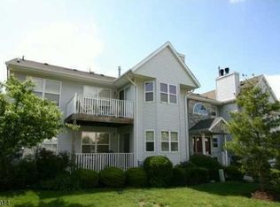 125 Exeter Ct BLDG 19 #125, Piscataway Twp., NJ 08854