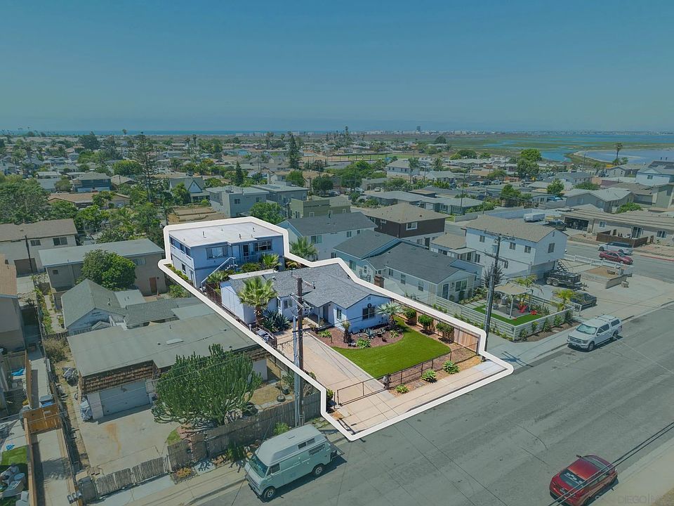 1st image of 562-564 11th St