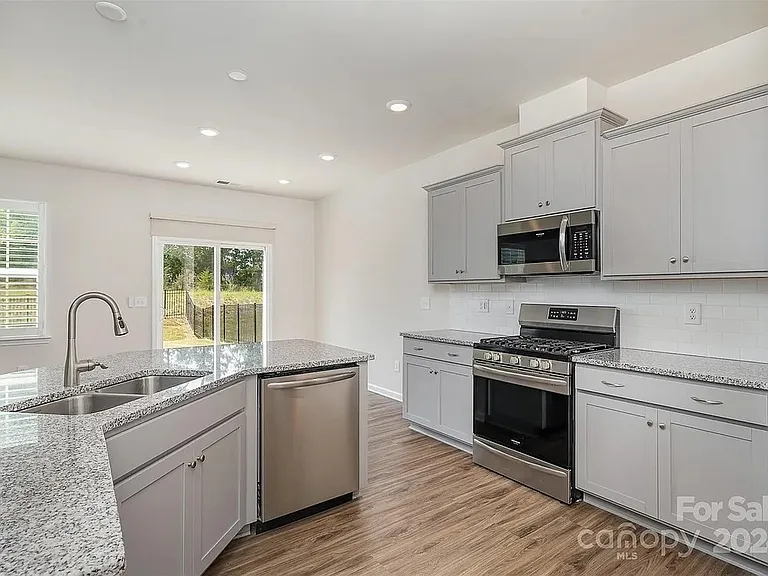 15115 Moulin Court Dr — Photo 12