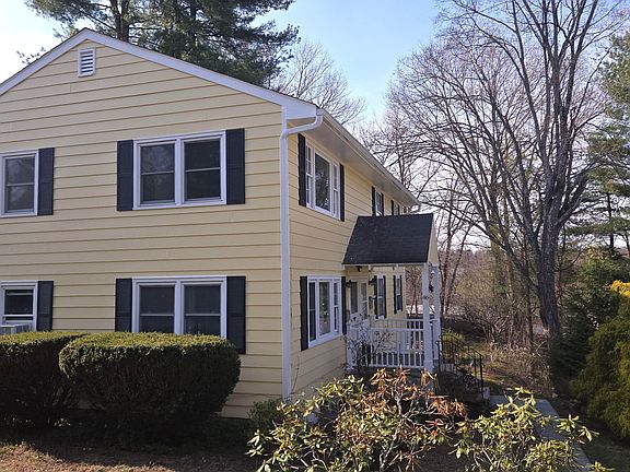 2nd image of 46 Robinson Ave