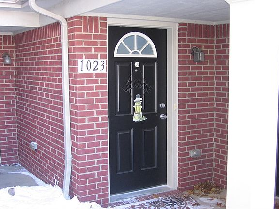 4th image of 1023 Addington Ln