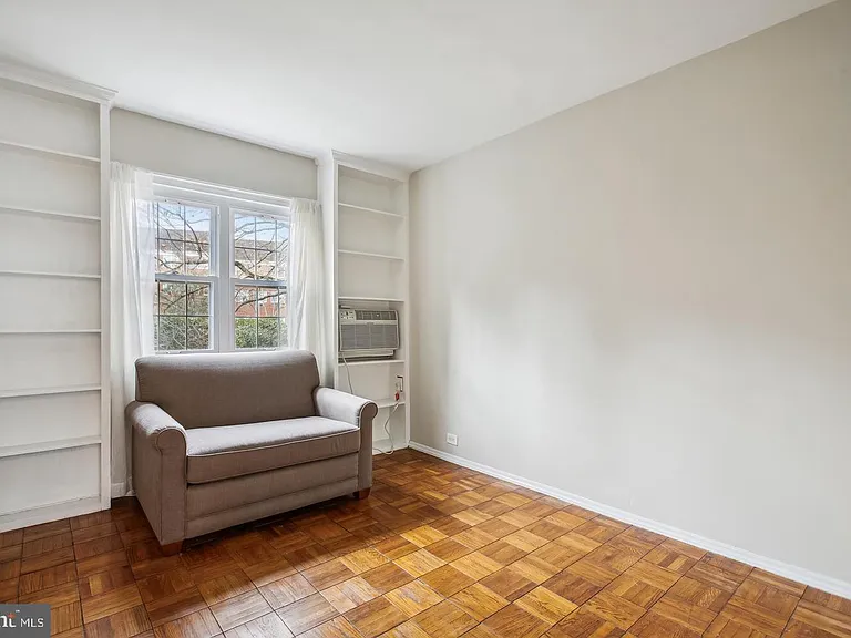 3139 Martha Custis Dr — Photo 14