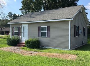 1455 Millpond Rd, Elizabeth City, NC 27909