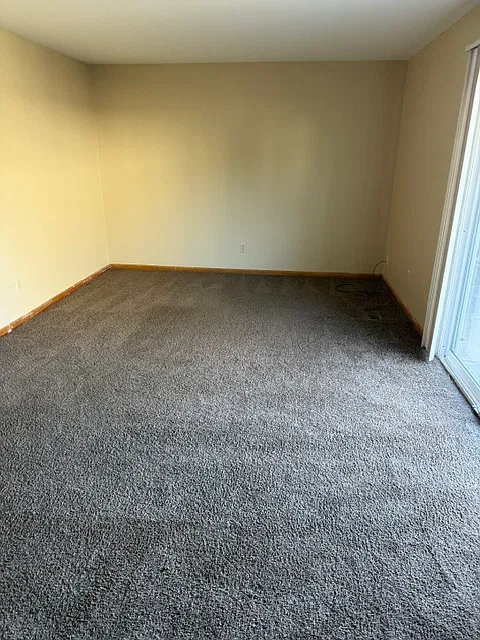 1 bed, 718 sqft, $1,000 — Photo 4