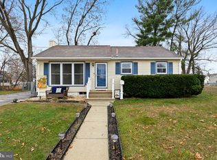 501 Johnson Pl, Magnolia, NJ 08049