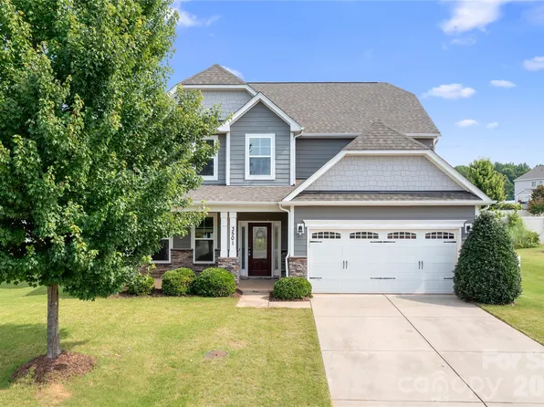 3501 Delaware Dr, Denver, NC 28037