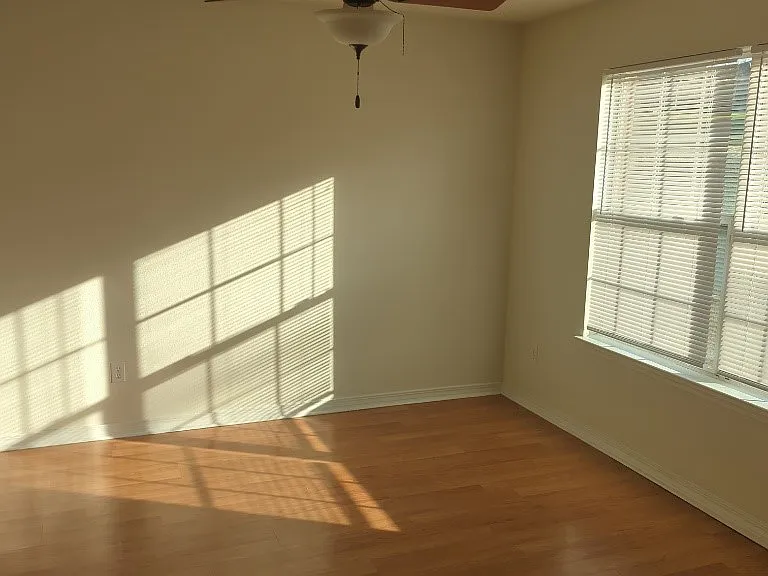 207 Riverchase Blvd — Photo 2