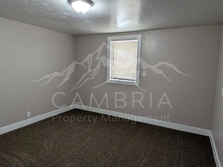8311 S Hayes St — Photo 16